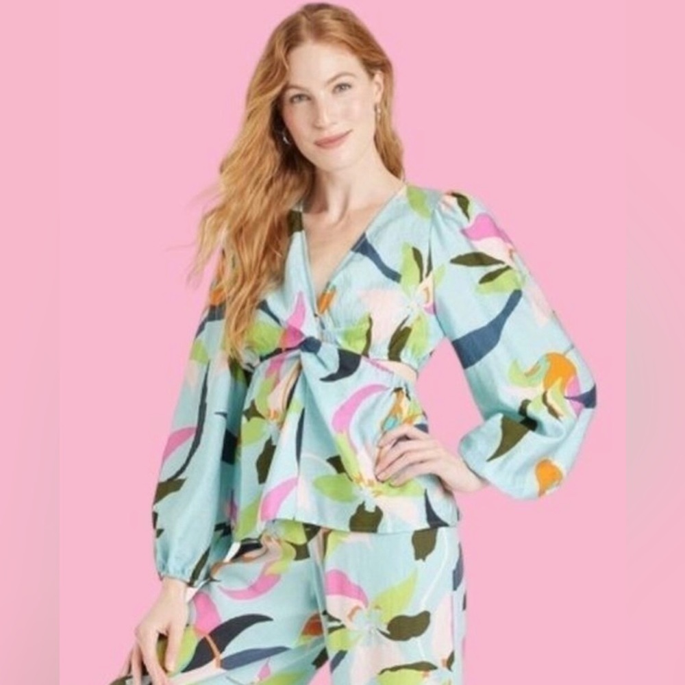 A New Day: Women's V Neck Twist Front Cut Out Sides Puff Long Sleeves Top
